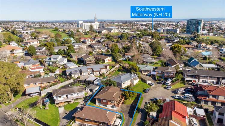 2/16 Diorella Drive Clover Park_14