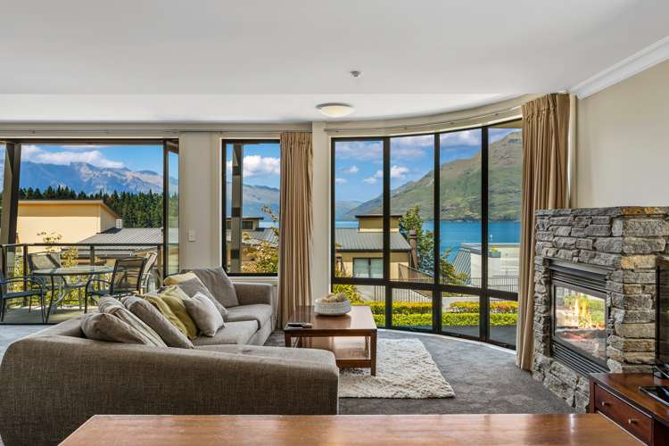 704/34 Lake Esplanade Queenstown_6