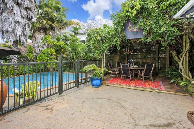 3 Kororo Street Northcote_15