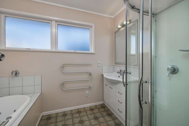 17 Binnie Street Paihia_18