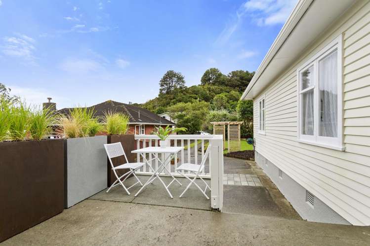 14 Lowry Crescent Stokes Valley_11