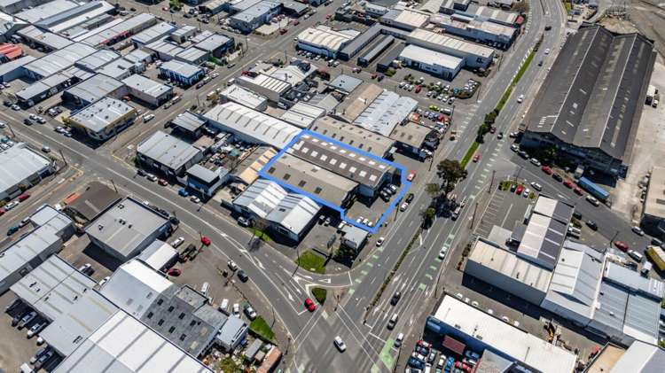 211-213 Waltham Road Sydenham_7