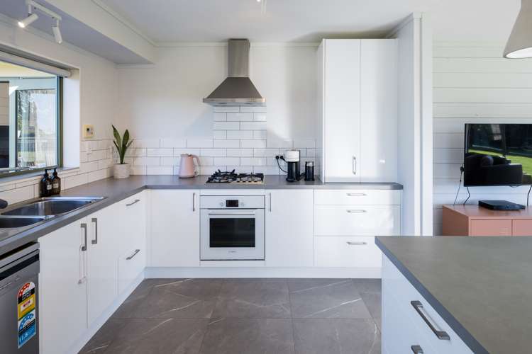 47a Cowley Drive Leamington_5