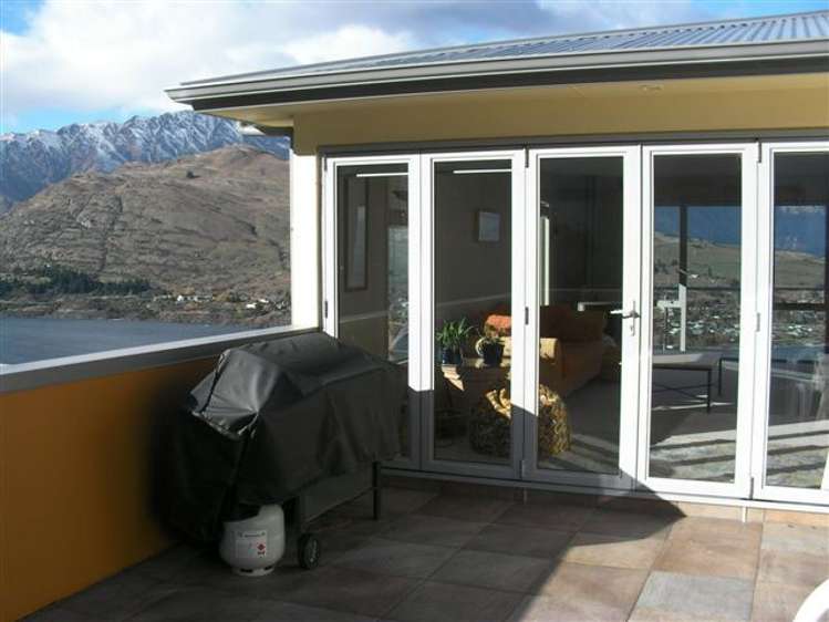 96 Hensman Road Queenstown_1