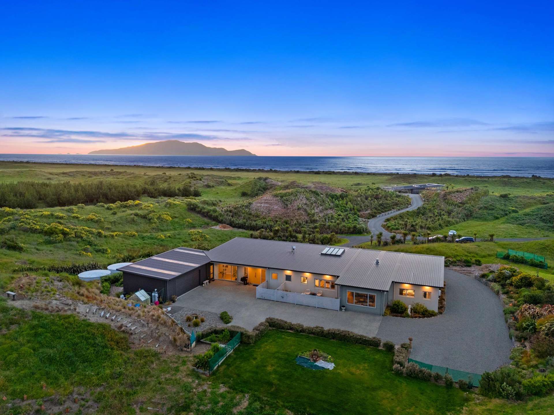 25 Mahurenga Lane Te Horo_0