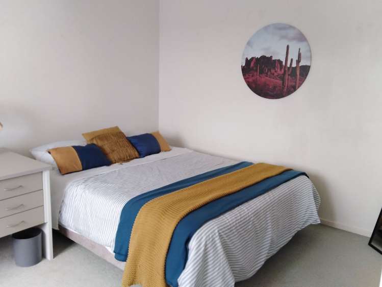 16 Stewart Gibson Place Manurewa_8