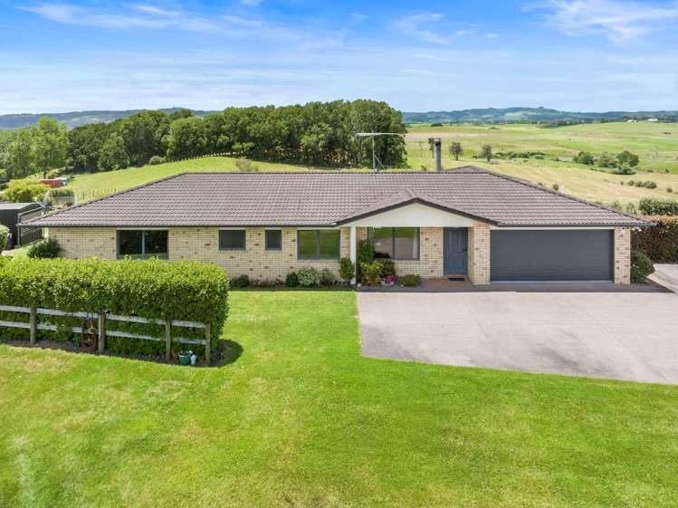208 Burtt Road Paerata_21