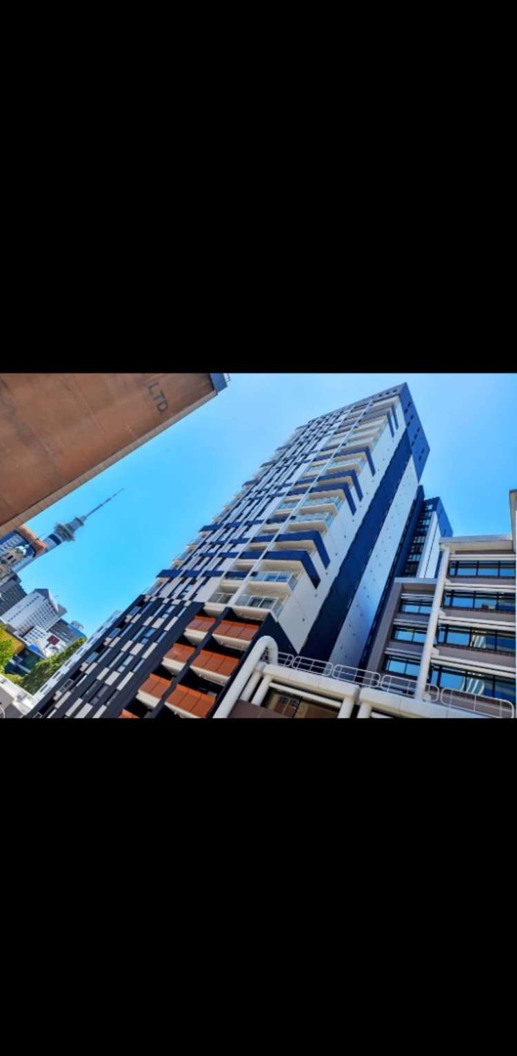 1003/8 Airedale Street City Centre_7