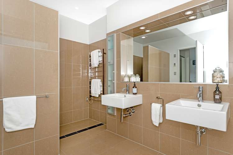 57 Island Road Whataupoko_12