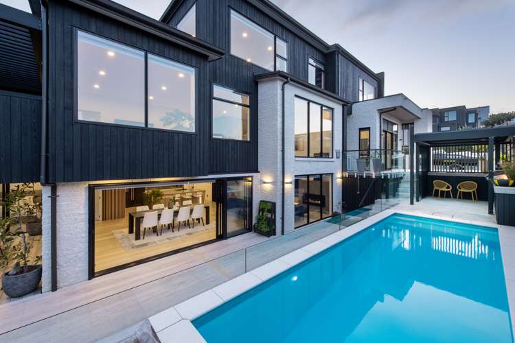 17 Bearing Parade Long Bay_11