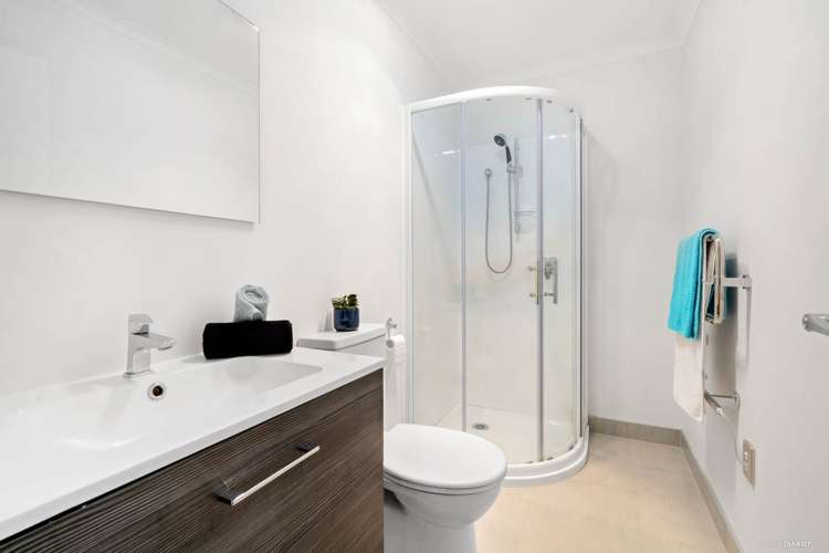 10 Karetai Crescent Favona_21