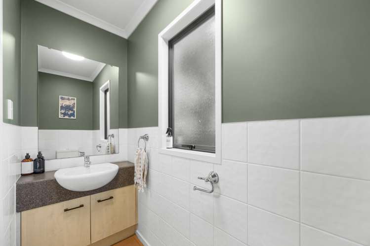 8 Vin Santo Lane Te Atatu Peninsula_17