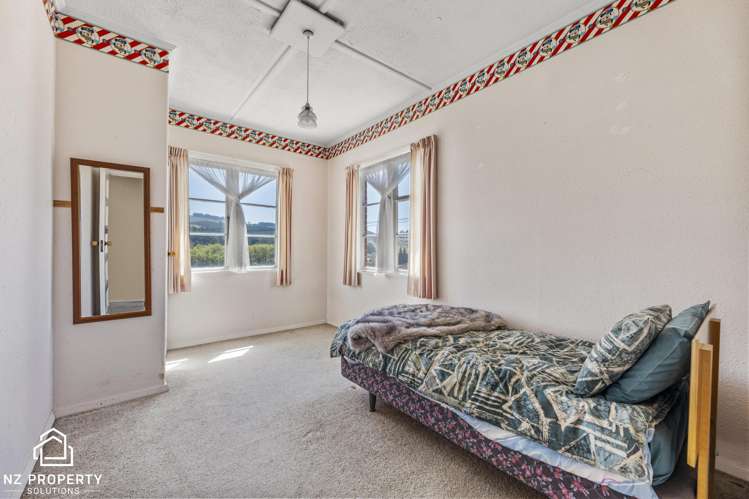 13 Rennie Street Green Island_12