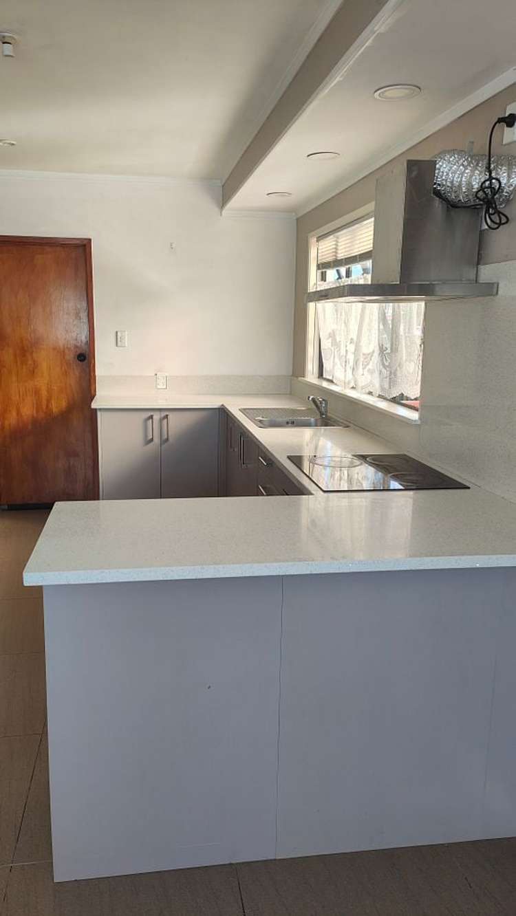 2 Pandora Place Pakuranga_5