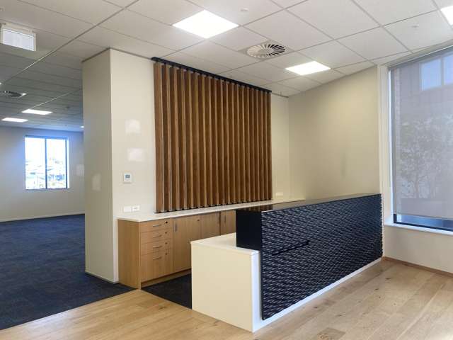 Prime Long Bay Office Space 160m2