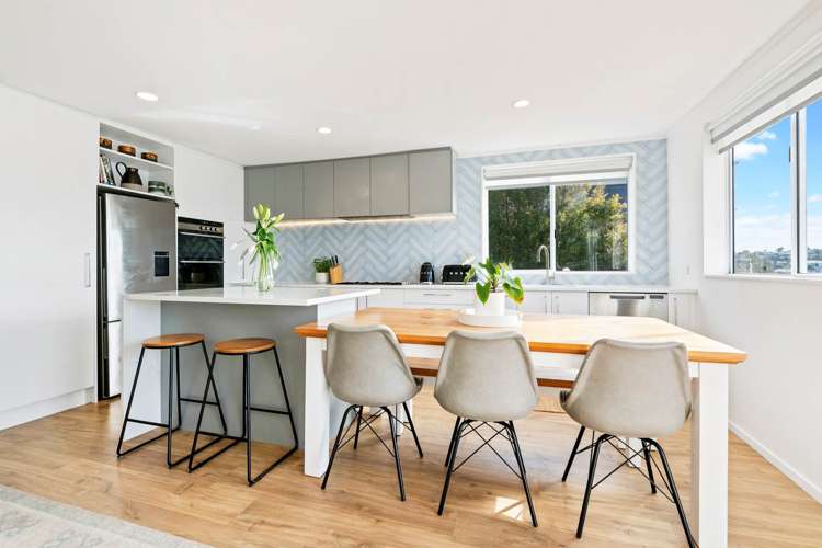 764 Whangaparaoa Road Manly_16