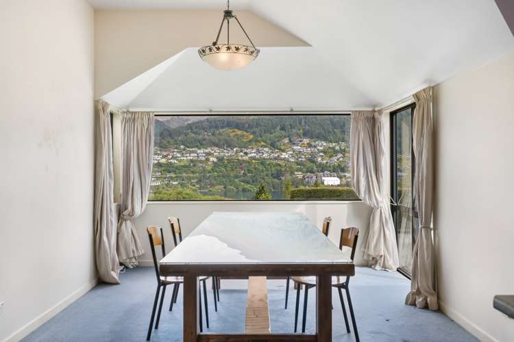 8 Elizabeth Place Kelvin Heights_22