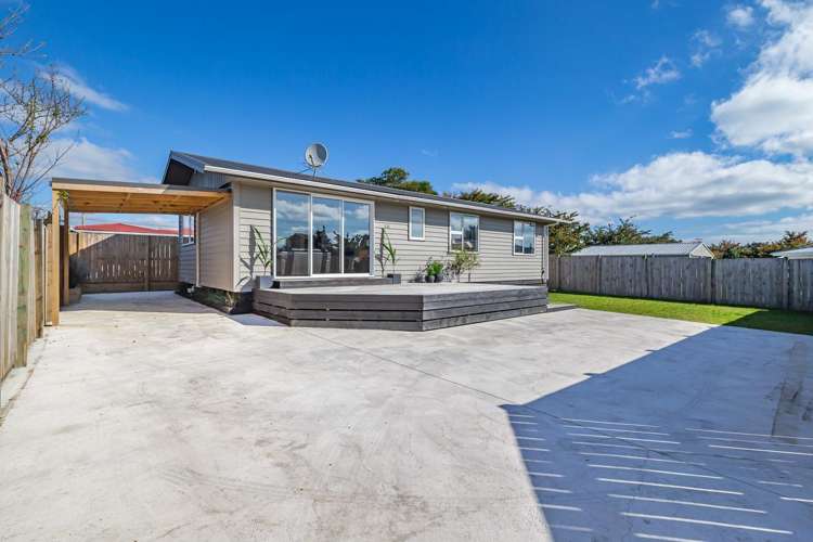 638 Queen Street, East Levin_13