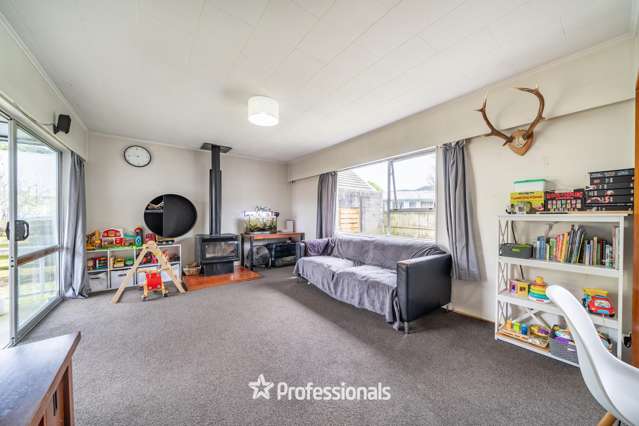 4 Bexley Grove Wainuiomata_3