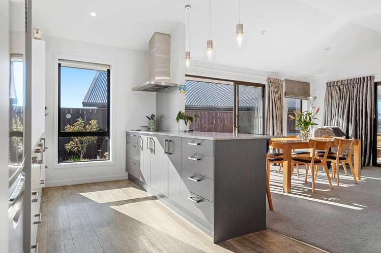 29 Cupola Crescent Richmond_2