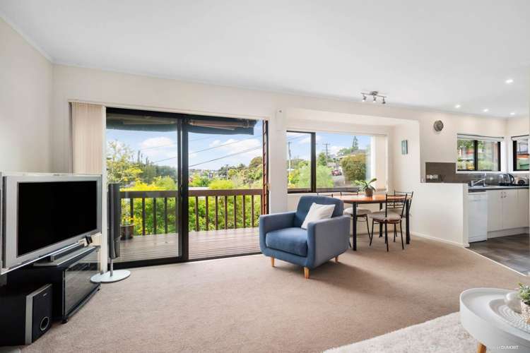 1/708 Beach Road Browns Bay_8