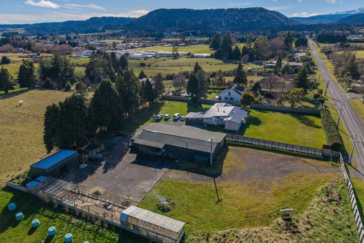 13 Ruapehu Road Ohakune_21
