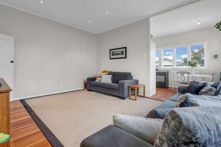 63 Commissariat Road Mount Wellington_23