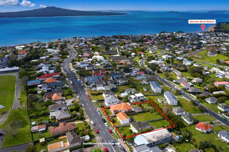 15 Williamson Avenue Belmont_16