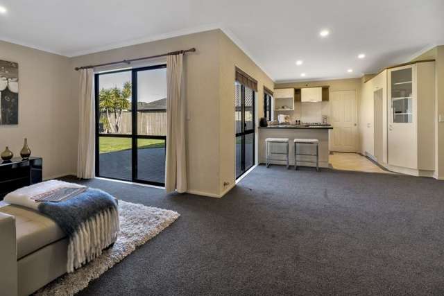 6 Caltra Place East Tamaki_4