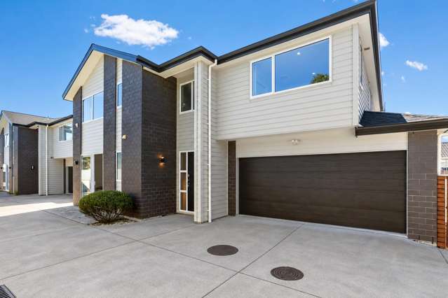 Auction next Thursday 22nd! Last viewing opportunity!