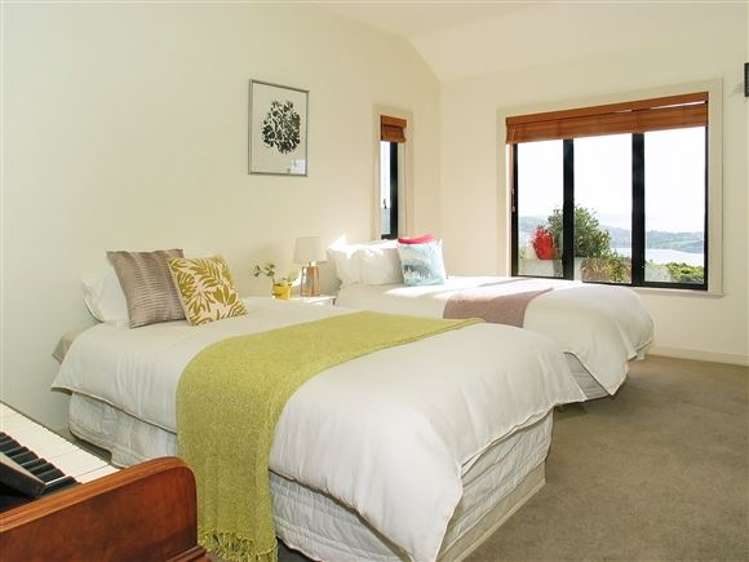 16 Kahurangi Heights Aotea_14