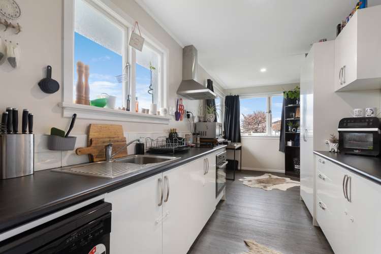 14 Waiau Crescent Kingswell_3