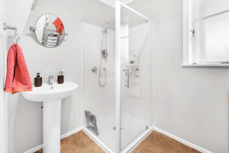 5 Cotter Place Hamilton East_11