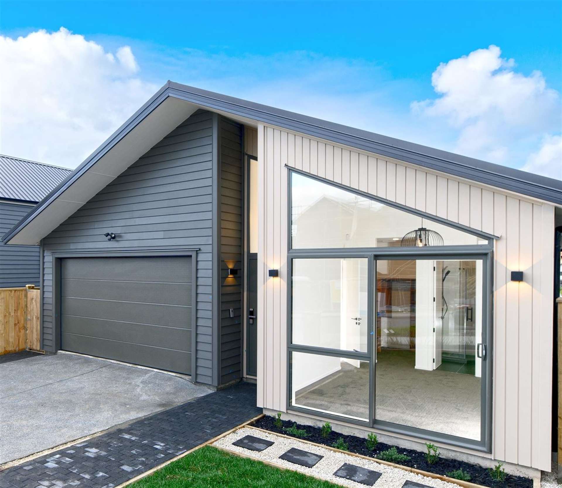 25 Paparahi Place Wainui_0