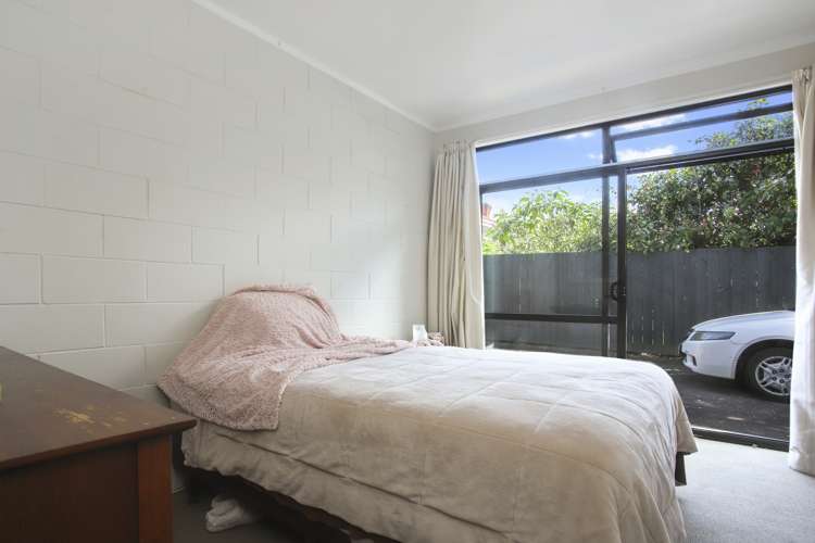 2/55 Cardwell Street Onehunga_6