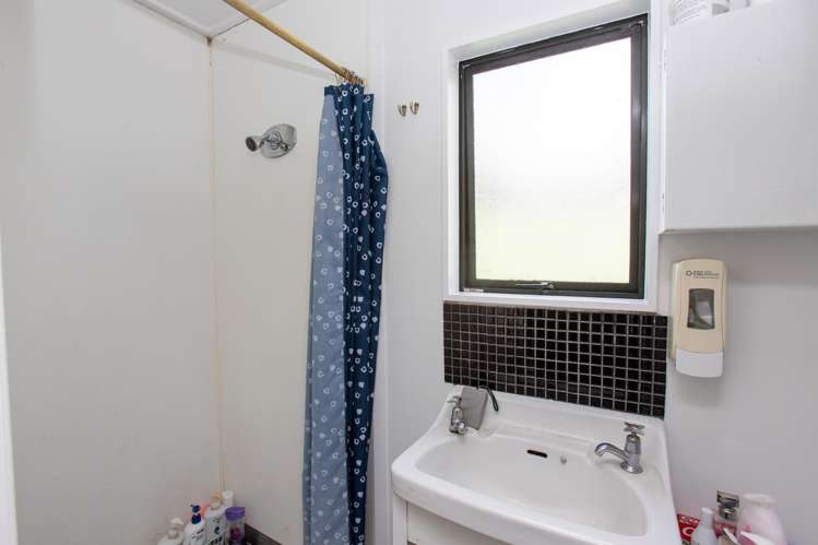 13 Rimu Street Kerepehi_21