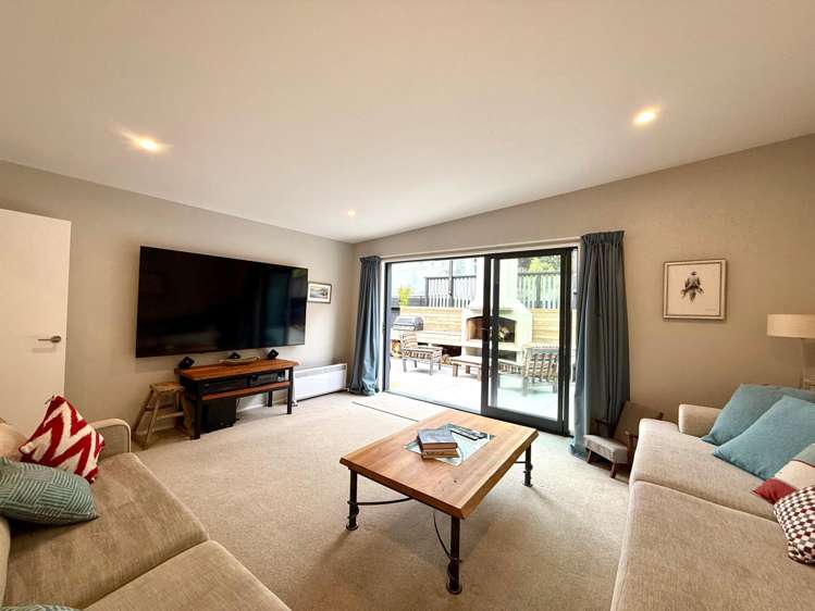  13 Matuku Lane Heathcote Valley_11