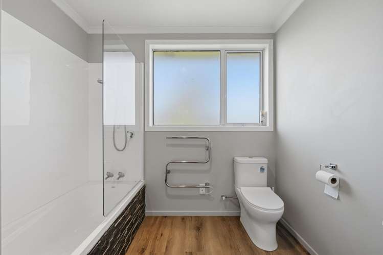 6 Rothesay Place Rockdale_18