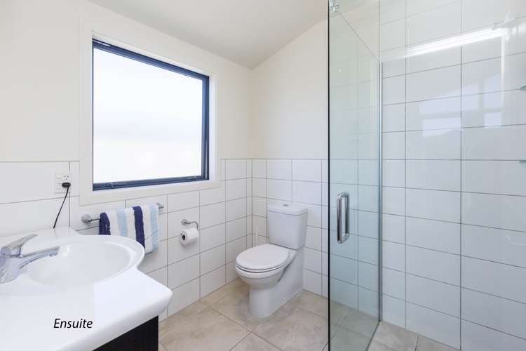 27 Mcewen Crescent Riverstone Terraces_20