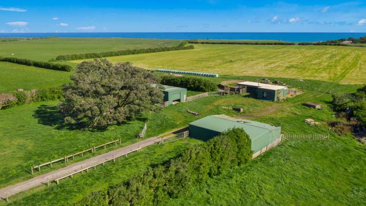 2585 South Road Otakeho_1