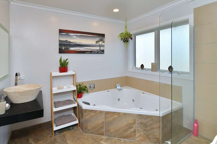 295 Plaskett Road Fernside_9