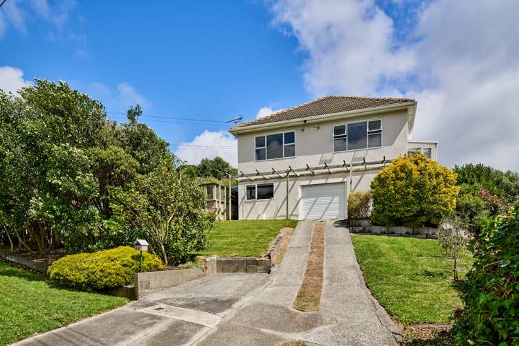 44 Raroa Terrace Tawa_11