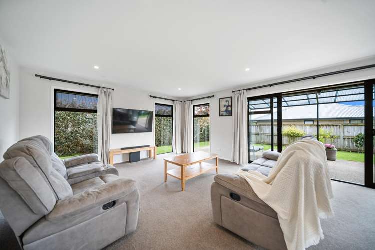 14 Lamborn Drive Papakura_12