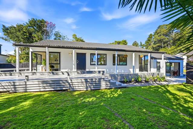 Renovated Home & Income in Macleans