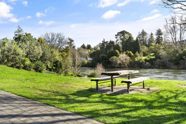 100 Macfarlane Street Hamilton East_17