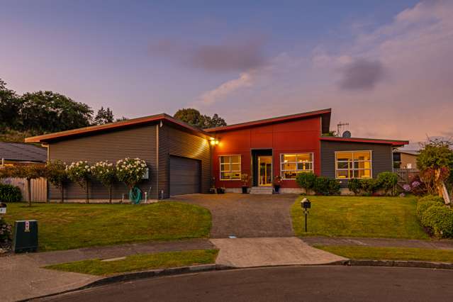 Prime Ursula Drive living