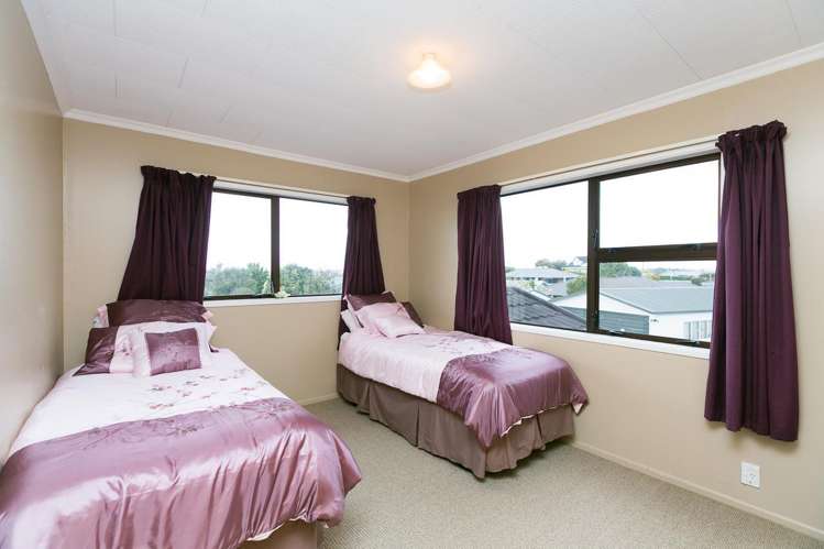 142 Parklands Avenue Bell Block_14