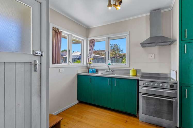 4 Duncan Avenue Te Atatu South_19