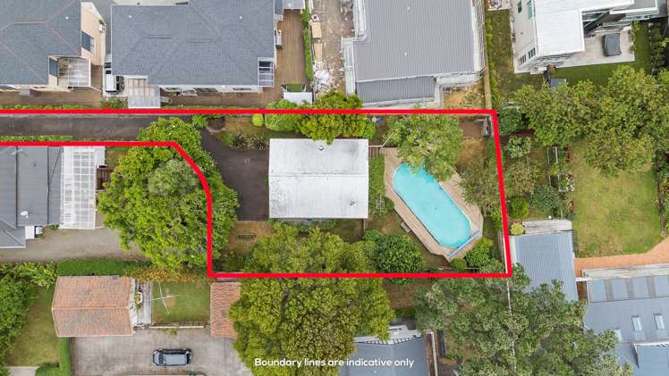 105 The Drive Epsom_16