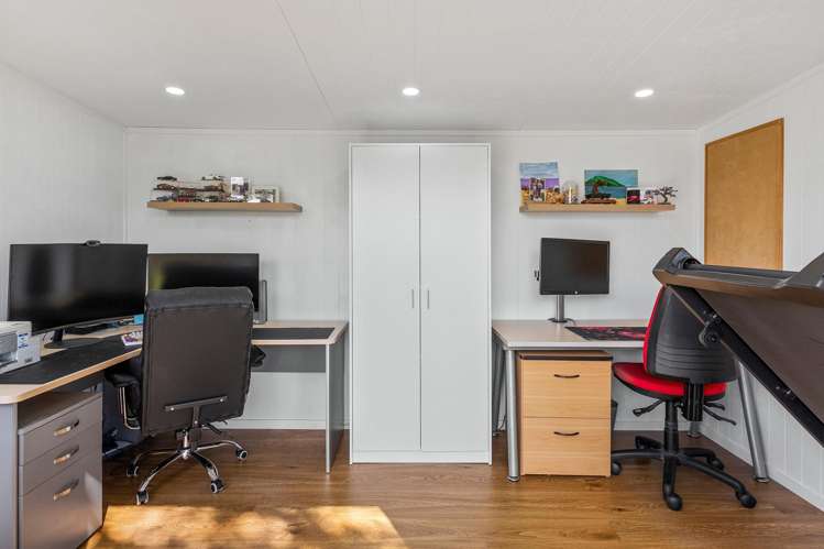 34 Mcphail Street Birkdale_16